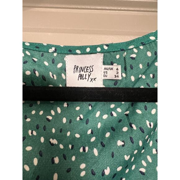 Princess Polly Melvin Green Polka Dot Top - Size 2 - Picture 2 of 9